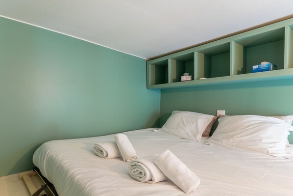 1 chambre, fer et planche à repasser, Wi-Fi gratuit