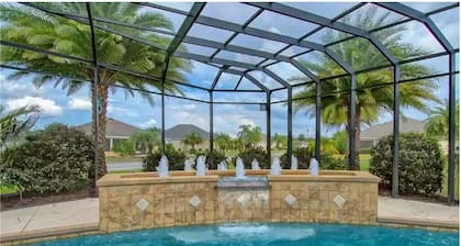 Vacation Home with luxurious pool in The Villages, Florida!