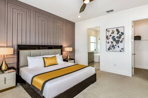 6 bedrooms, desk, iron/ironing board, WiFi