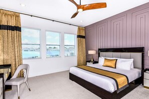 6 bedrooms, desk, iron/ironing board, WiFi