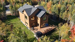 Exterior - Chalet Le 26 de Charlevoix! Spa, Nature, Billiards, Pets allowed! (Petite-Rivière-St-François)