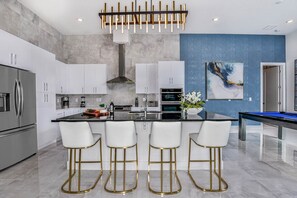 Fridge, microwave, oven, stovetop - Posh Villa w Sci-Fi Theme BR, Arcade, Theater, Game Loft, Spa Pool - Near Disney (Davenport)