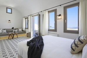 Suite | 1 bedroom - Deluxe Suite With Outdoor Hot Tub - La Torre (Santorini)