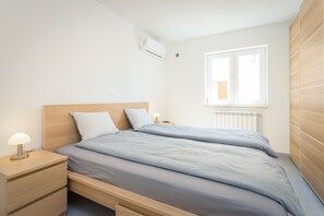1 bedroom, WiFi, bed sheets