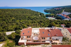 Exterior - Bella Vista Apartments / Ap 2 (Peruski)