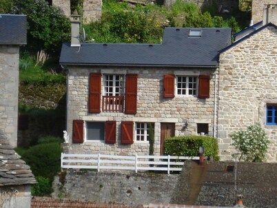 Of Character cottage Near Millau In Charming Village in Saint-Leons