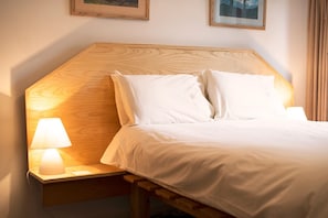 3 chambres, fer et planche à repasser, lit parapluie, Wi-Fi gratuit