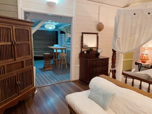 1 chambre, bureau, fer et planche à repasser, Wi-Fi gratuit