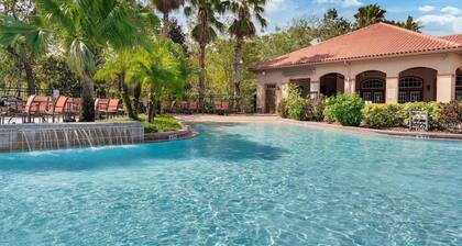 Impressive Condo Newly Renovated 2+2 Near Disney