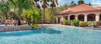 Impressive Condo Newly Renovated 2+2 Near Disney