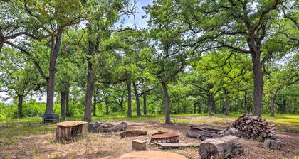 Charming Cameron Farm Retreat ~ 41 Mi to TAMU