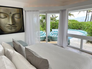 4 bedrooms, desk, iron/ironing board, travel cot