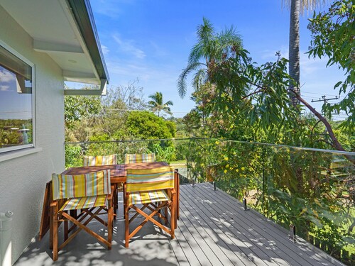 5 Unit Property - Lots of space and privacy for the whole group