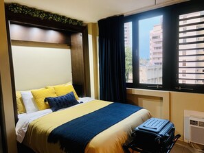 Iron/ironing board, free WiFi, bed sheets