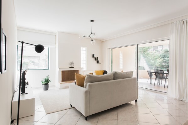 Apartment | Living area | 50-inch Smart TV with digital channels, TV, Netflix