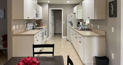 Whole House in San Antonio. Walking Distance to St. Leo University!