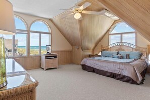 8 bedrooms, free WiFi, bed sheets