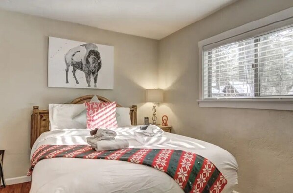 1 quarto, ferros/tábuas de passar roupa, Wi-Fi, roupa de cama