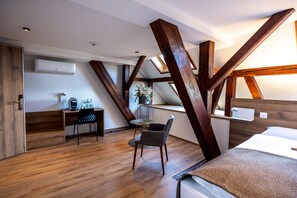 Superior Double Room | Living area