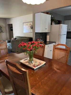 Dining - 3 Bedroom/2 Baths in a central Marquette location. (Marquette)