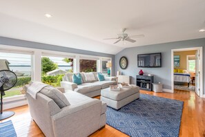 スマートテレビ