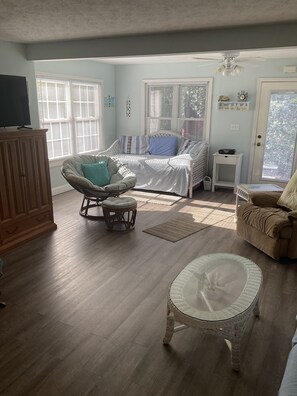 Smart TV, video games, DVD player, books