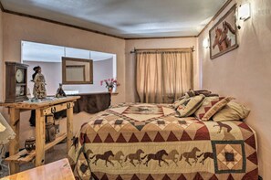 3 bedrooms, travel cot, WiFi, bed sheets