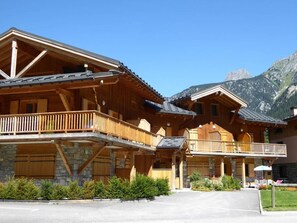 Exterior - Ground floor, terrace, parking, tv, ski locker, 64m², Pralognan-la-Vanoise (Pralognan-la-Vanoise)