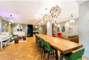 Lounge - Central Belfast Apartments: Student Accommodation (Belfast)