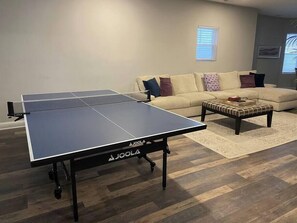 Spielezimmer