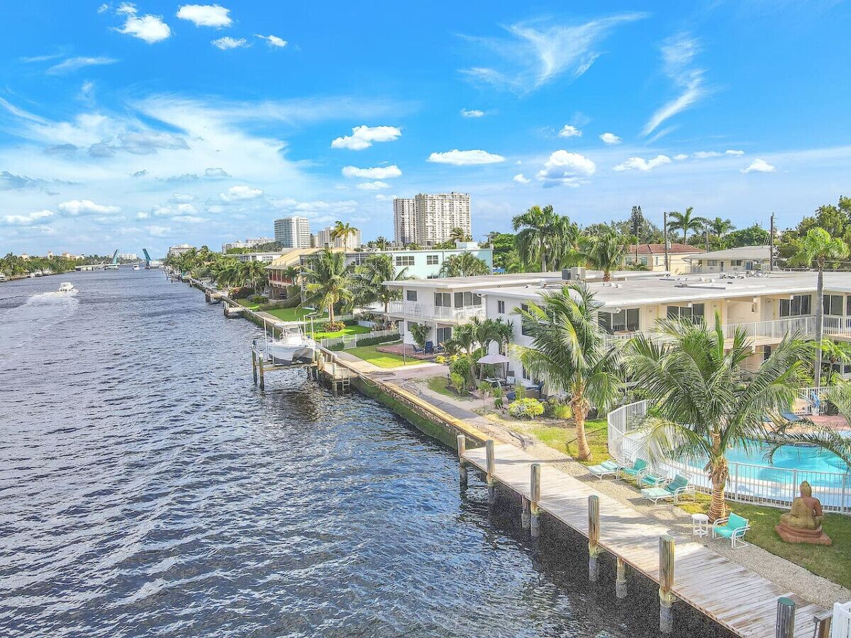 10-102 Seacrest Villas