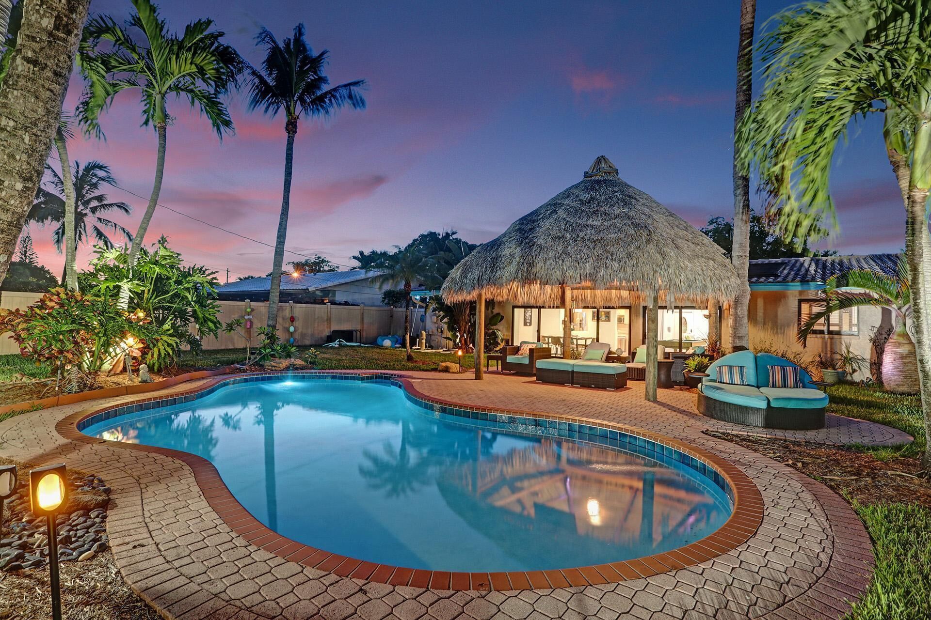 2 bedroom home with private pool and tiki hut