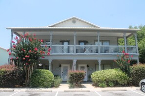 Exterior - Family-friendly Apartment w/ King Bed & Bunk Room - 5 Minutes to Beaches of 30A! (Santa Rosa Beach)