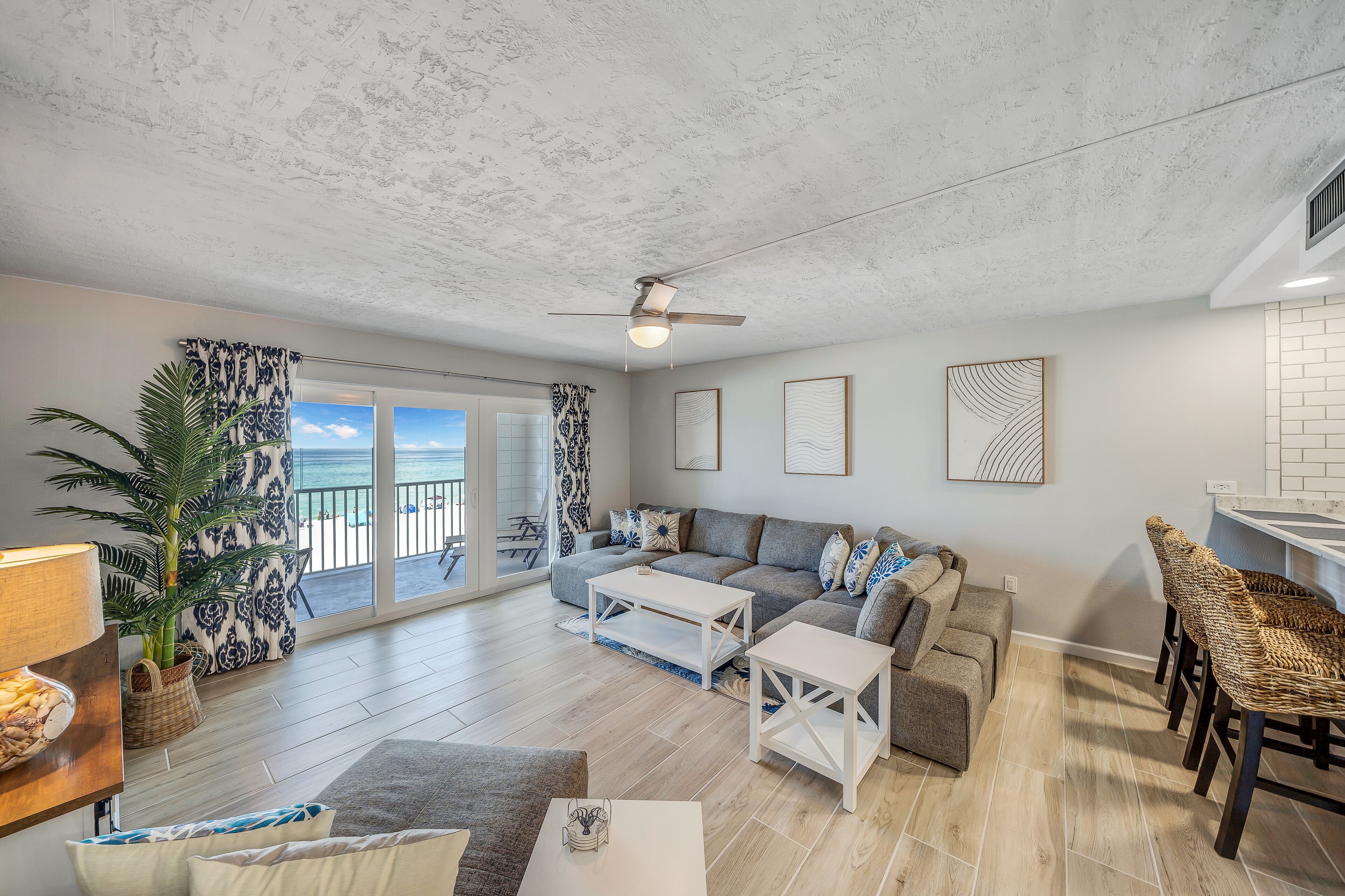 FREE Golf+Tix! Newly Renovated Mariner West Beachfront condo w/Heated Pool!