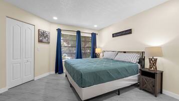 2 habitaciones, escritorio, tabla de planchar con plancha y wifi gratis