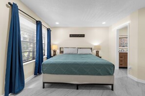 2 bedrooms, desk, iron/ironing board, free WiFi