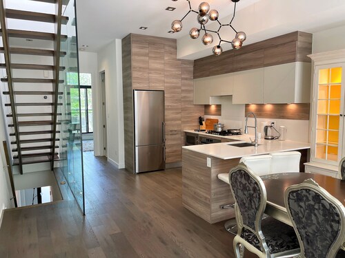 3-bedroom townhouse with patio