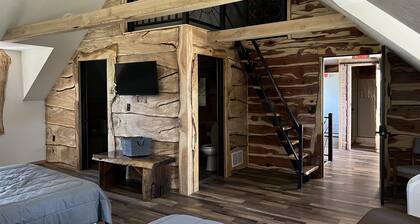 Big Lodge on the prairie in the ♥️ of SD: Broken Arrow Farms - 9 BR, 8.5 BA