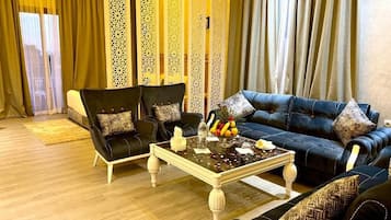 Executive Studio | Minibar, soundproofing, free WiFi, bed sheets