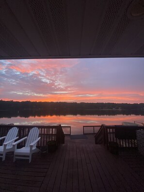Terrace/patio - Luxurious Muskegon River Getaway (Stanwood)