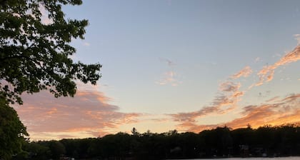 Luxurious Muskegon River Getaway