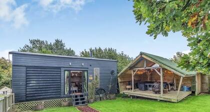 Oak Tree Lodge