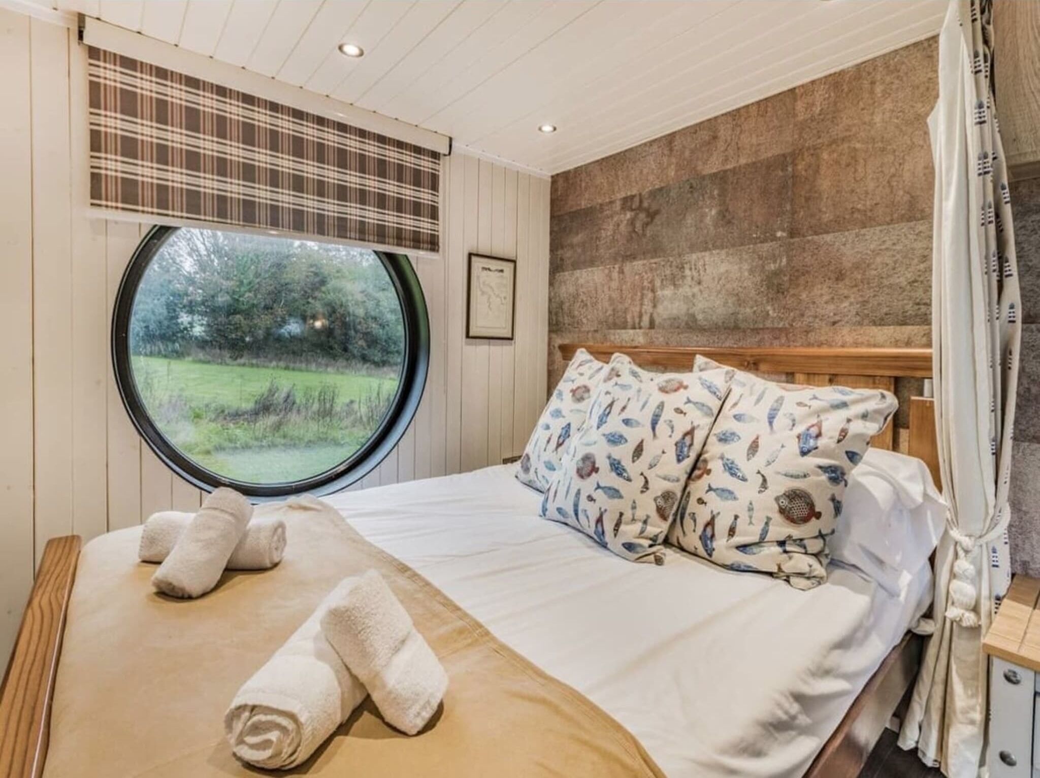 2 habitaciones, wifi gratis y ropa de cama 