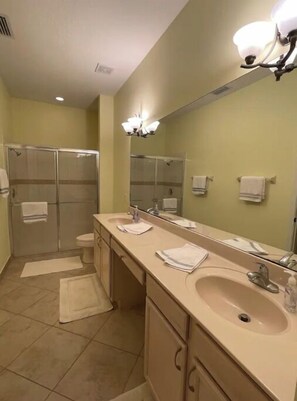 Shower, hair dryer, towels, toilet paper - Artist/Writer Retreat - Private Suite (Loxahatchee)