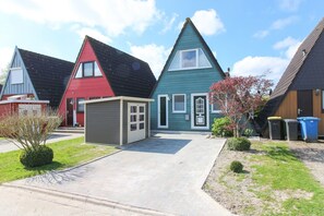 Exterior - Frisches Nurdach-ferienhaus für bis zu 4 Personen (Krummhörn)