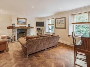 Smart-TV, peis, videospill og DVD-spiller