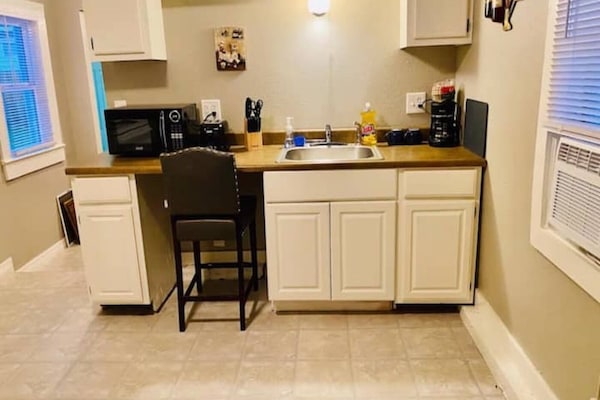 Frigorifero, tostapane, carta assorbente