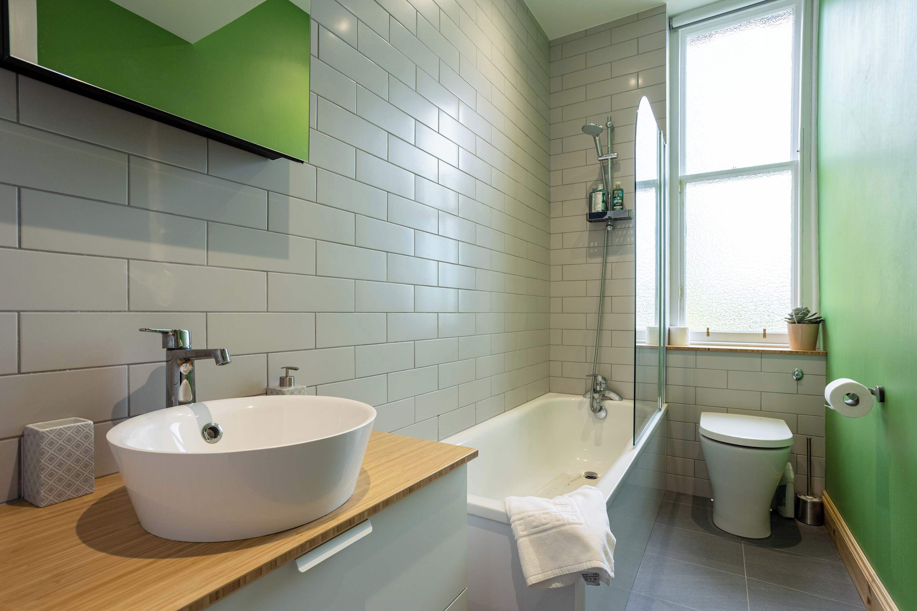 Bathtub, hair dryer