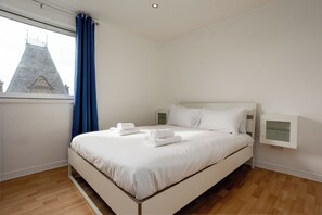 2 bedrooms, Internet, bed sheets