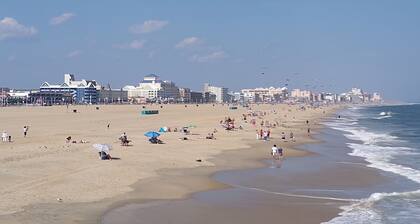 Water-view studio with balcony, washer/dryer, & WiFi - walk to beach + boardwalk